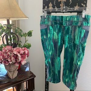 Athleta Capri Workout Pants